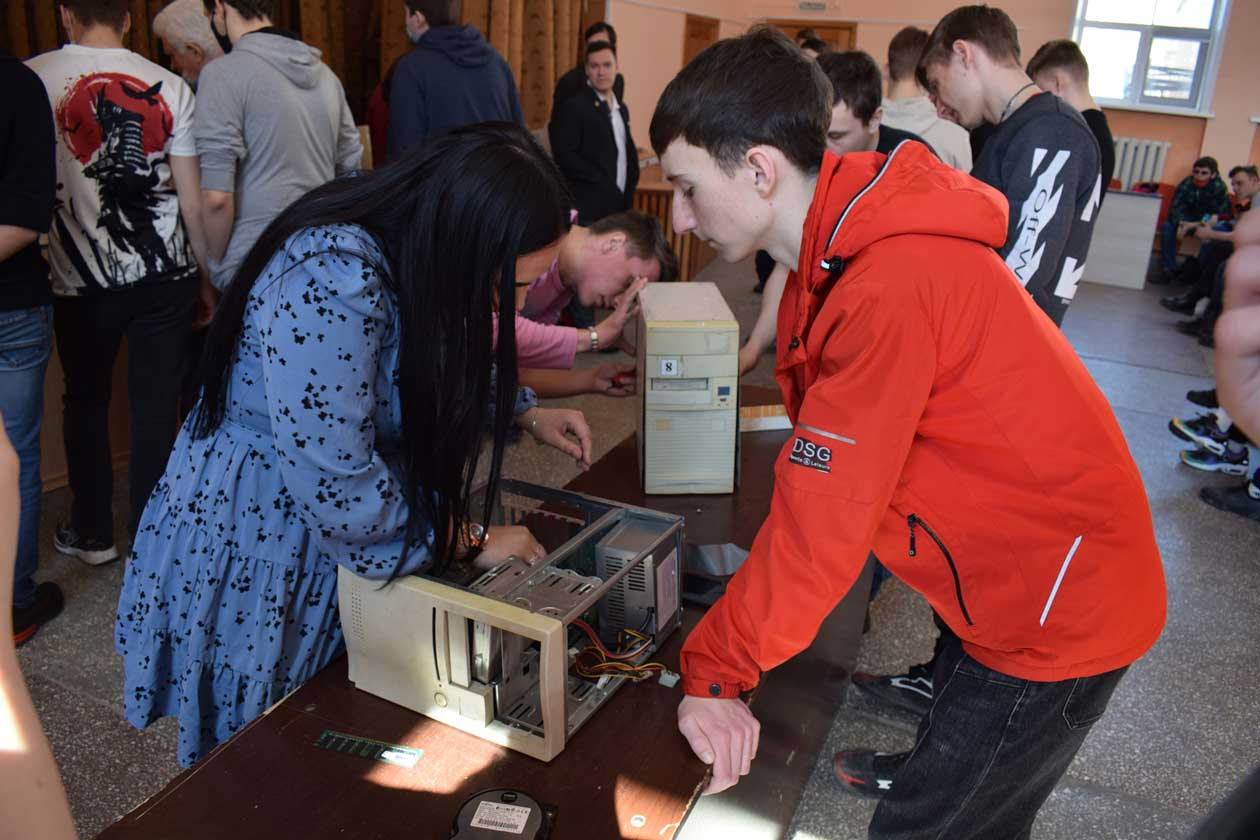 Чемпионат по сборке ПК (6)