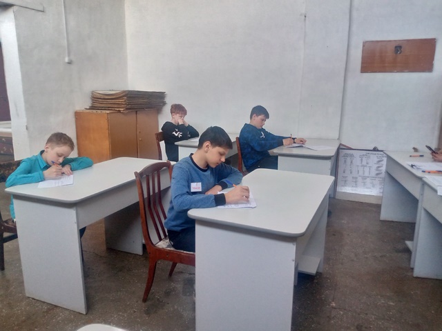 py3o9EF4XbE